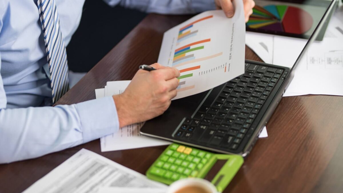 Beyond Profit: A Practical Guide to Mastering Small Business Cash Flow